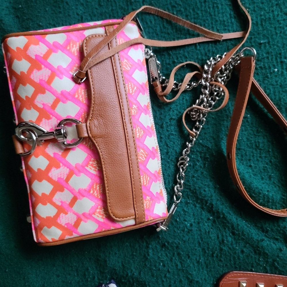 Purses - Picture 9 of 15